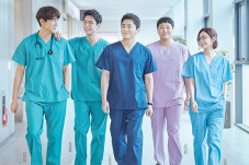 Drama Korea Bertema...