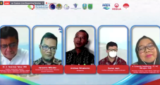 Sampah Plastik Selama...