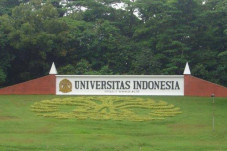 Rektor UI Rangkap Jabatan,...
