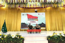 Amir Uskara Tanamkan...