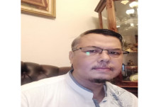 Wajah Agus, Warga Pondok...
