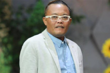 Sule Akhirnya Angkat...