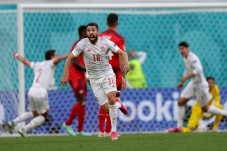 Timnas Spanyol Unggul...