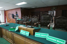 12 Orang Terpapar COVID-19,...