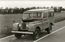 Land Rover, Mobil Kotak...