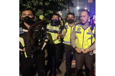 Kedapatan Bawa Senjata...