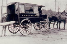 Sejarah Ambulans, Rumah...