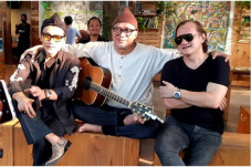 Meninggal Akibat COVID-19...