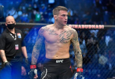 Perang Dunia UFC Kelas...