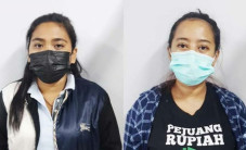 Rebutan Bule, 3 Cewek...