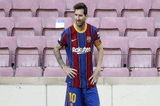 Menyoal Masa Depan Messi,...