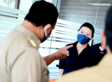 Anies Ngamuk Segel Kantor...