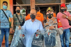 Demi Sabu, Kawanan Begal...