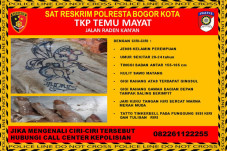 Mayat Wanita Dalam Boks...