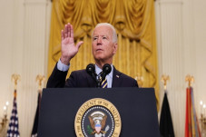 Biden Tolak Penyamaan...