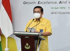 Petrokimia Gresik Akan...