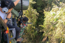 Baku Tembak dengan TNI,...