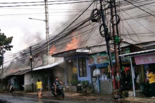 Bangunan Tempat Tinggal...