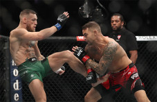 Dustin Poirier Hancurkan...