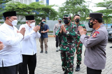 Panglima TNI dan Kapolri...