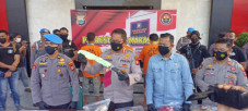 Sadis, Pria di Makassar...