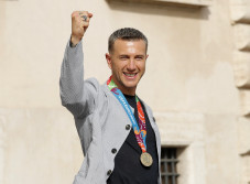 Setelah Italia Kampiun...