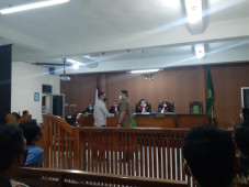 Dua Kali Sidang Kasus...