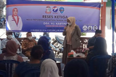 Legislator DPRD Makassar...