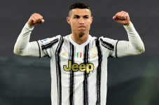 Cristiano Ronaldo Diharapkan...
