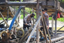 Gerebek Lokasi PETI,...