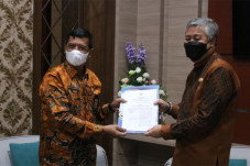 Pemkab Pinrang Dukung...