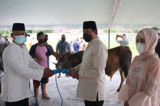 Bersama Ketua Bhayangkari...