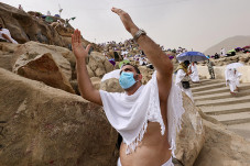 Berkumpul di Arafah,...