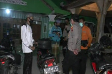 Ricuh Acara Selawatan...