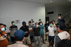 Ratusan Karyawan Perusahaan...