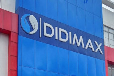 Masih Teka-teki, Didimax...
