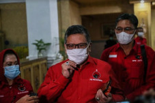 Hasto Kristiyanto Dijadwalkan...