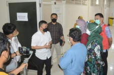 Wali Kota Hadianto Tinjau...