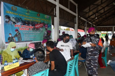 TNI AL Gelar Serbuan...
