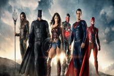 Alasan DCEU Ketinggalan...