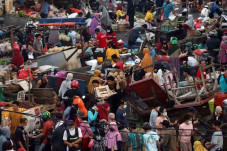 Mau Belanja di Pasar?...