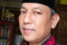Memahami Al-Quran sebagai...