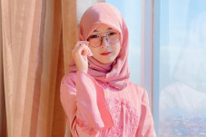 Gelar Pesta Ultah Saat...