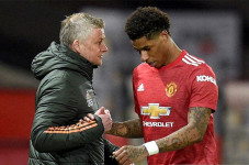Rashford Tatap Cedera...