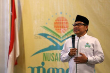 Waka DPR Sebut Vaksinasi...