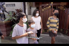 Anak Kecil Sampai Guru...