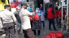 Polisi Pelabuhan Door...