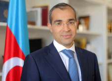 Azerbaijan Buka Kantor...