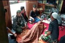 Mesin Pemanas Uap di...