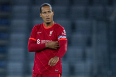 Liverpool Tak Otomatis...